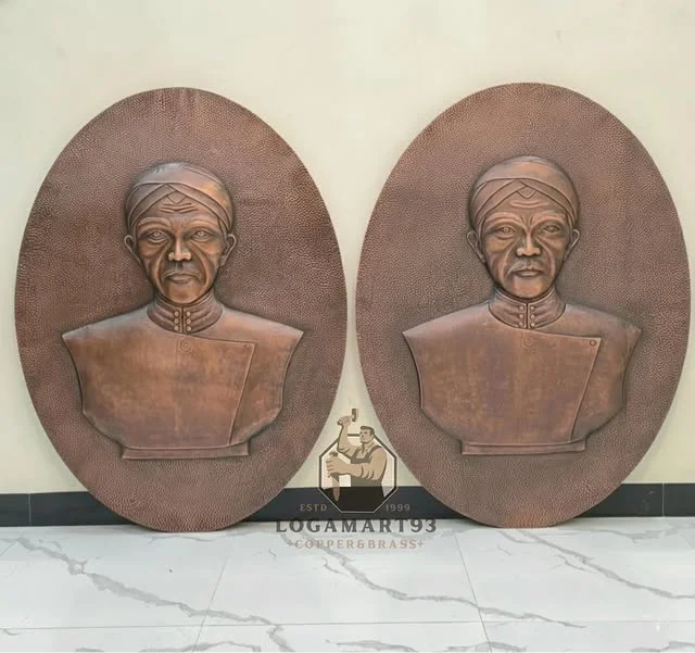 Relief Logam Tembaga Ukiran Pahlawan Oval