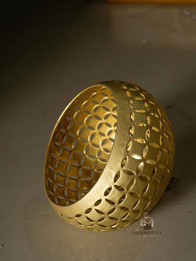 Custom Brass Pendant Lamp Round Mesh Carving