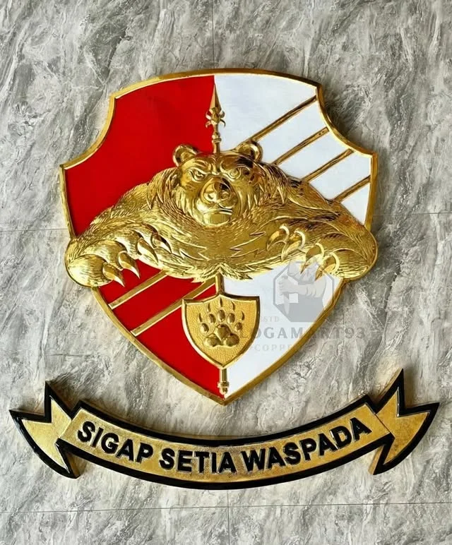 Logo Paspampres Kuningan Glossy Custom