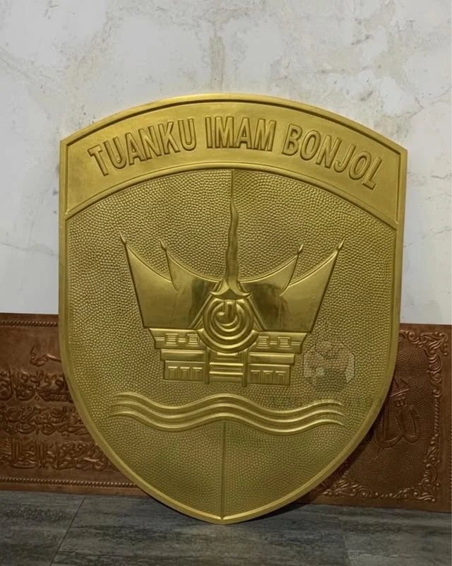 Kodam Tuanku Imam Bonjol Glossy Brass Logo