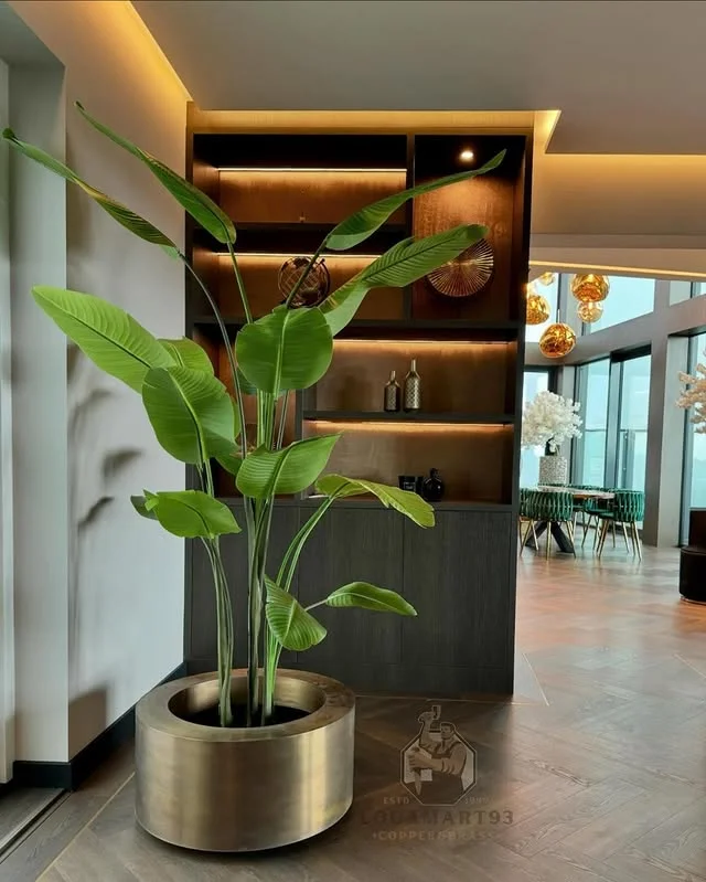 Vas Bunga Kuningan Glossy Model Mangkuk Minimalis