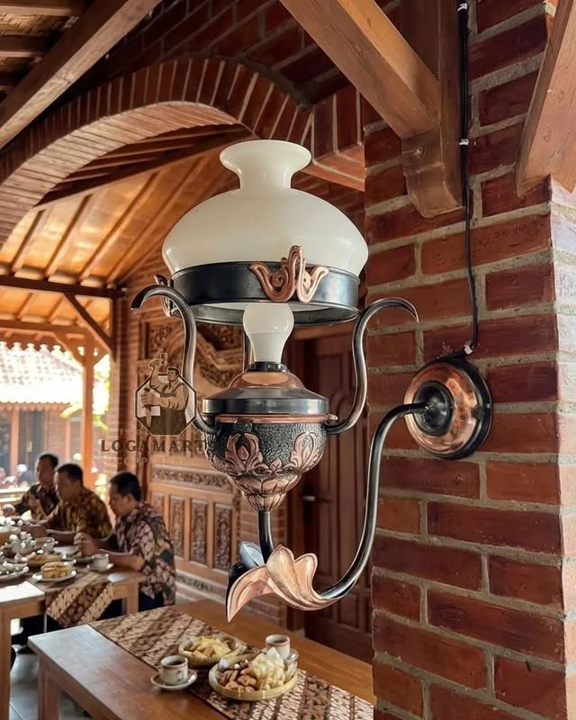 Lampu Dinding Tembaga Model Maroko Antik
