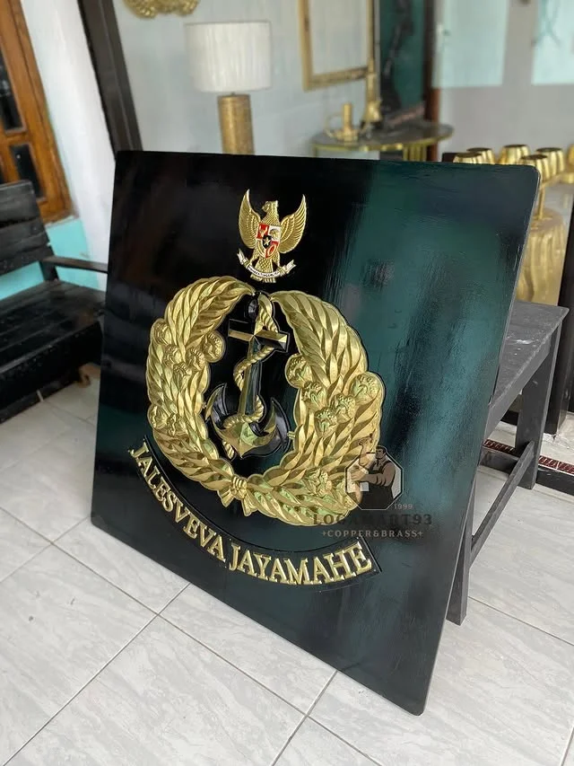 Custom Brass TNI AL Motto Emblem Polished 100x100