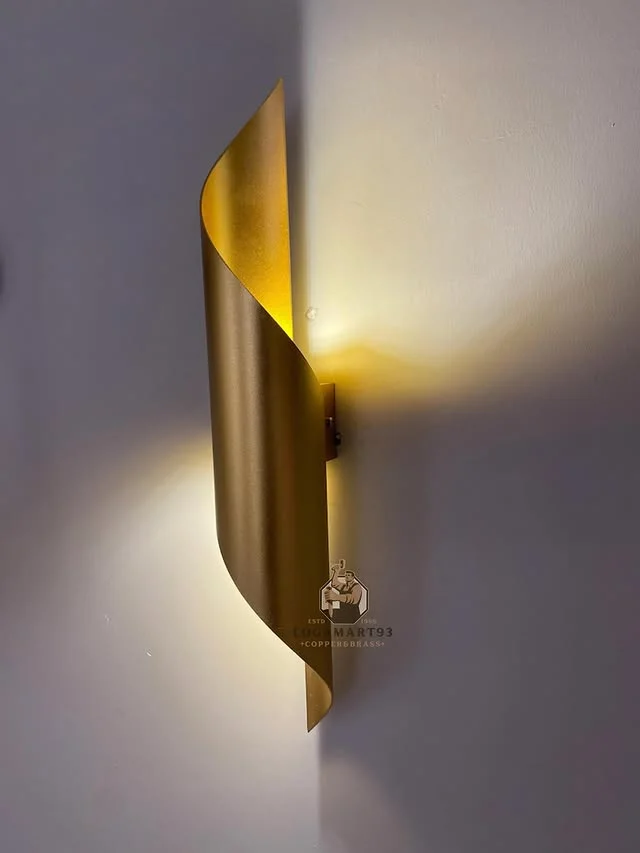 Custom Glossy Brass Wall Lamp Elegant Design