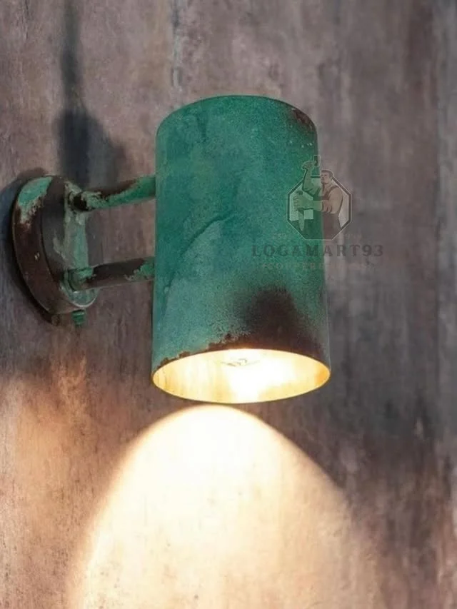 Custom Polished Brass Wall Lamp Curved Antique 30 cm