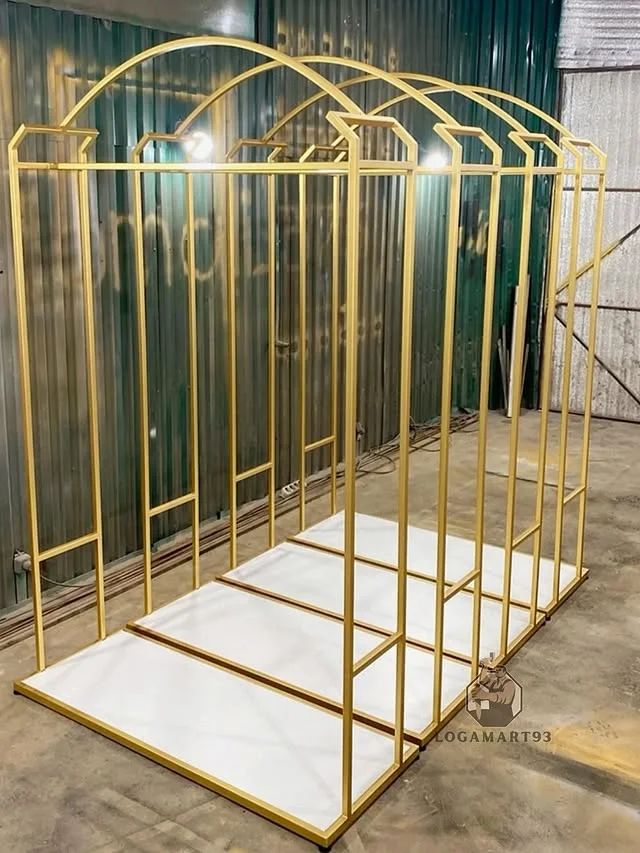 Custom Brass Clothing Display Rack
