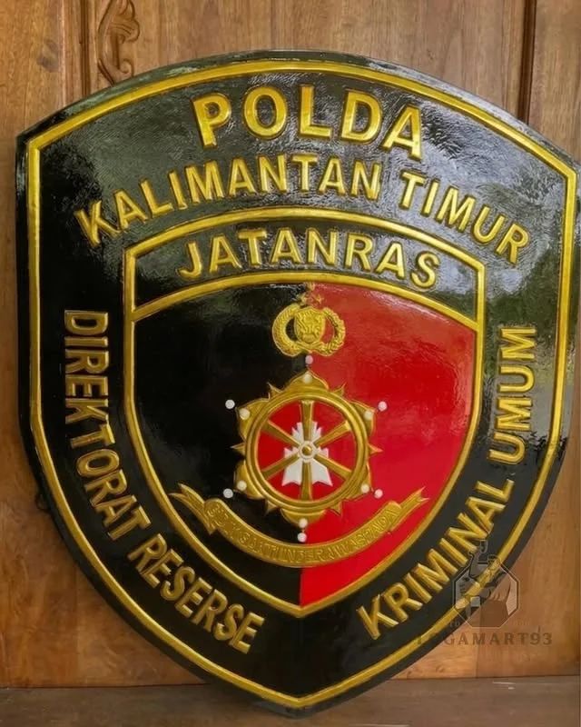 Custom Polished Brass Polda Kalimantan Timur Logo