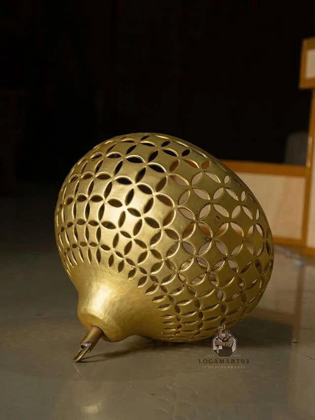 Custom Brass Pendant Lamp Round Mesh Carving