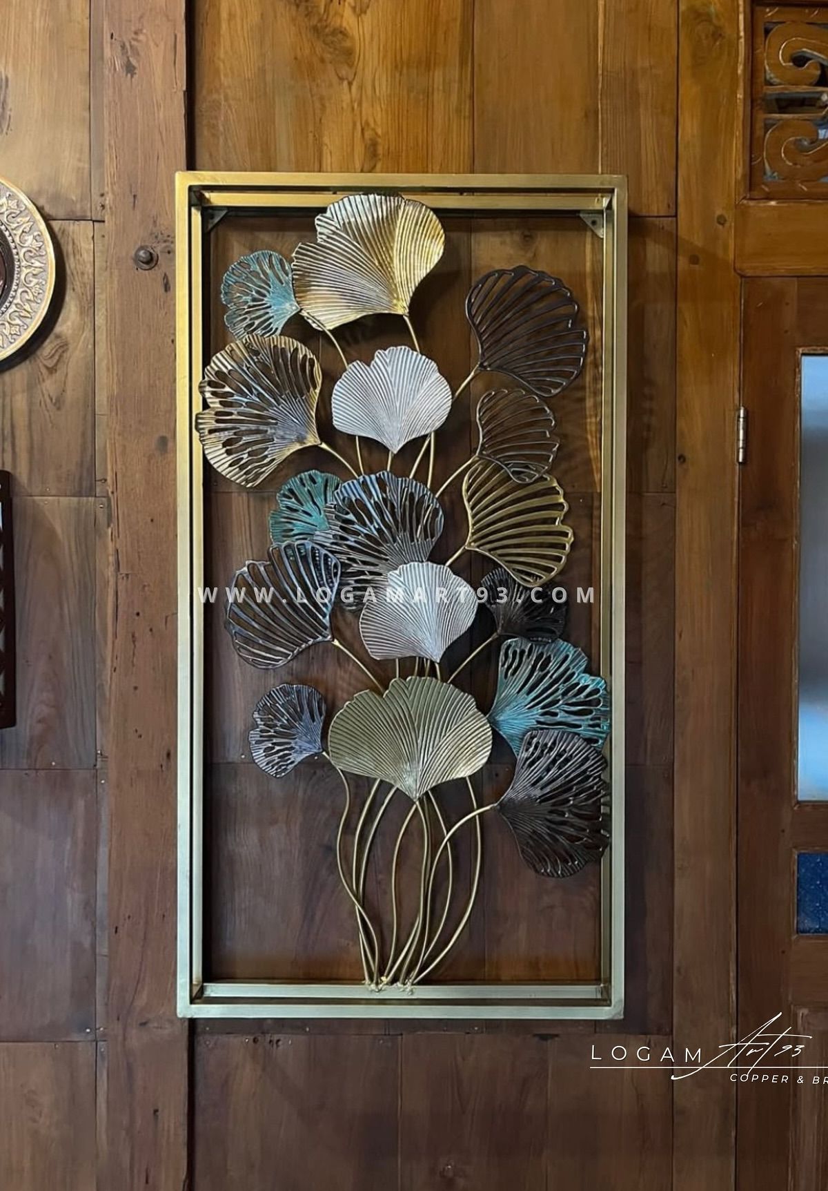 Relief Dinding Tembaga Daun Tropis Custom