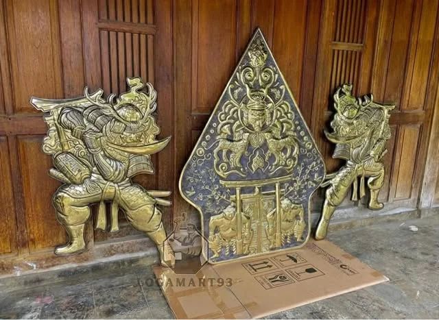 Custom Polished Brass Gunungan and Wayang Wall Decor Set Doff Motif